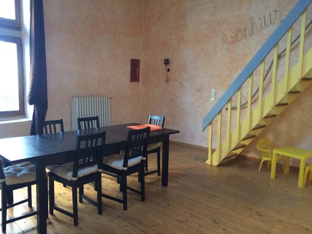 Duplex avec terrasse tropézienne Appartamento Pézenas Esterno foto